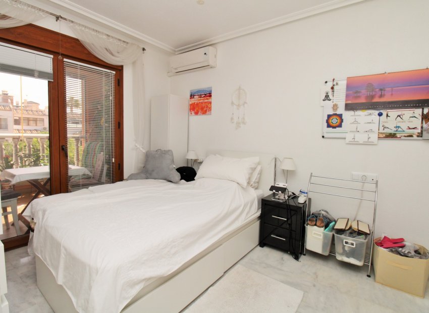 Reventa - Apartamento / piso - Villamartín - PAU 8