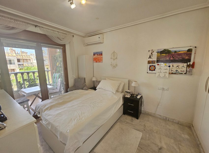 Reventa - Apartamento / piso - Villamartín - PAU 8