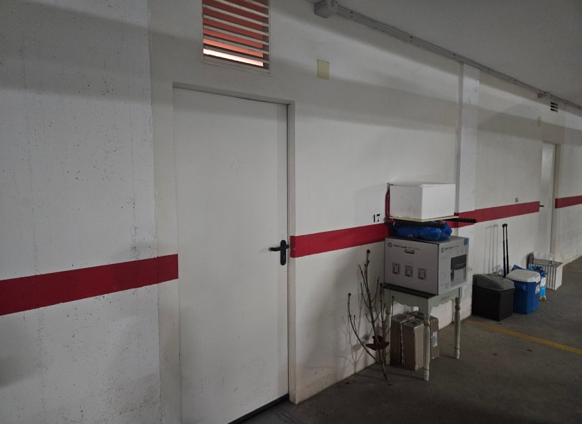 Reventa - Apartamento / piso - Villamartín - PAU 8