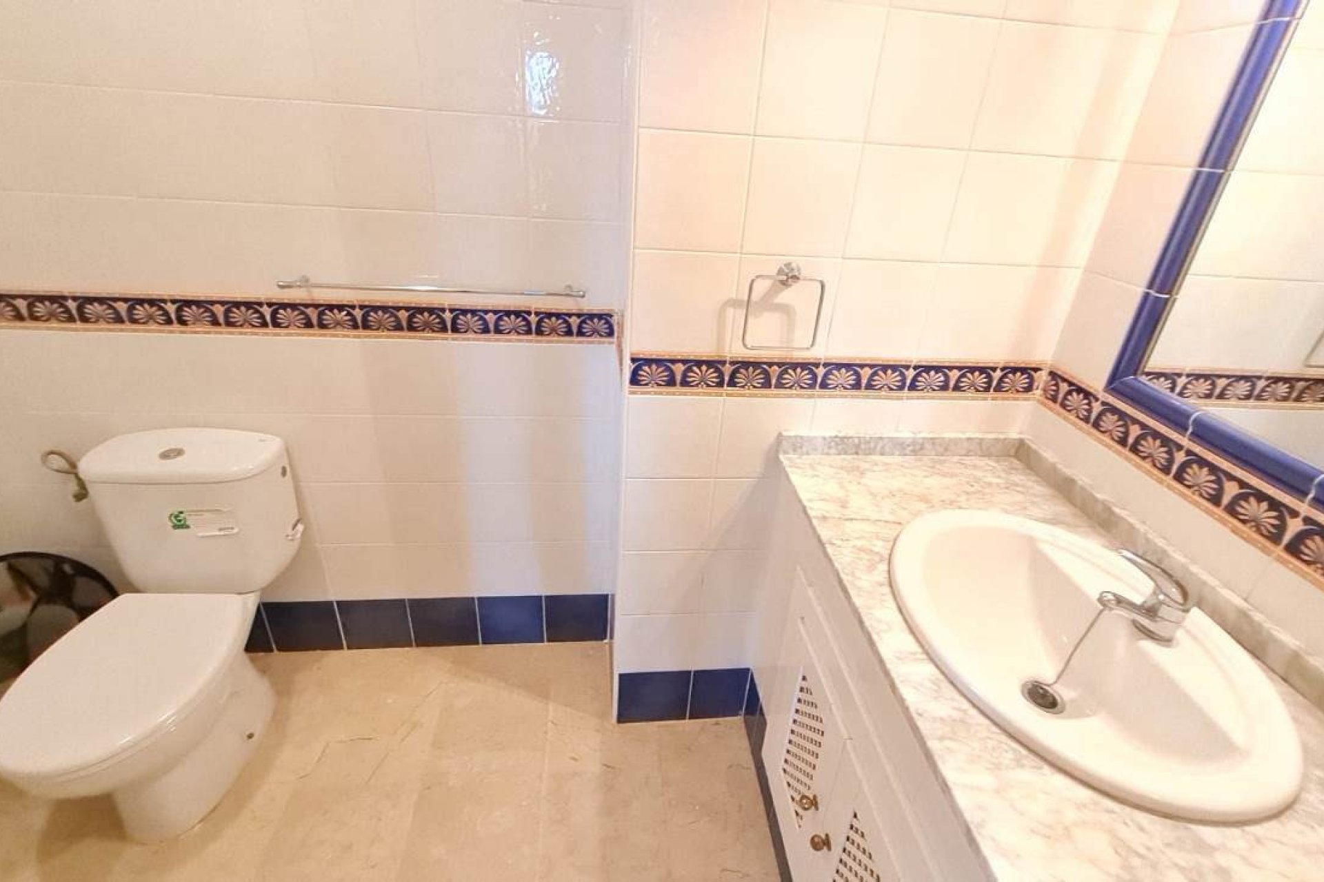 Reventa - Apartamento / piso - Villamartín - PAU 8