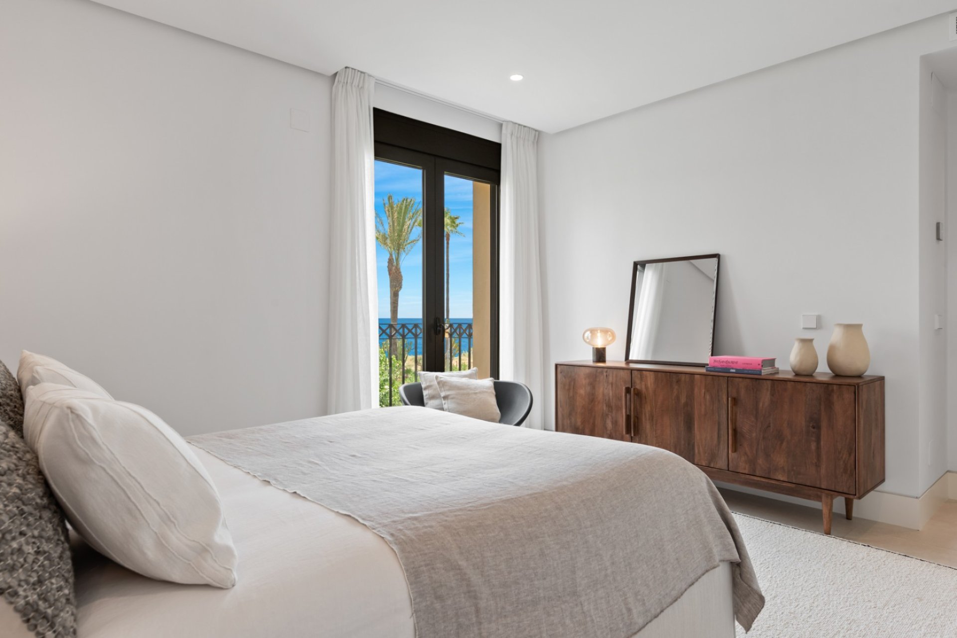 Reventa - Apartments - Flats - Estepoa - New Golden Mile