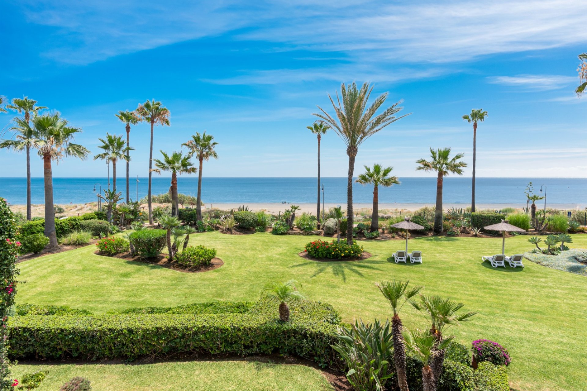 Reventa - Apartments - Flats - Estepoa - New Golden Mile