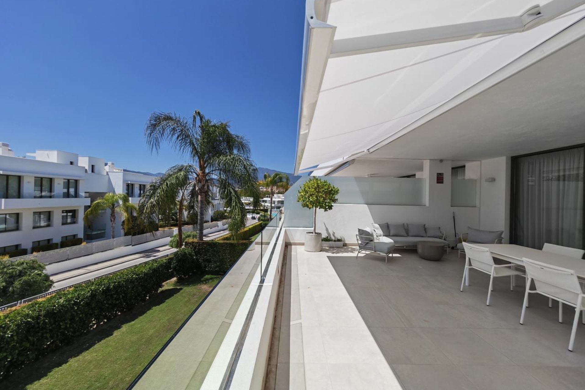 Reventa - Apartments - Flats - Estepoa - New Golden Mile
