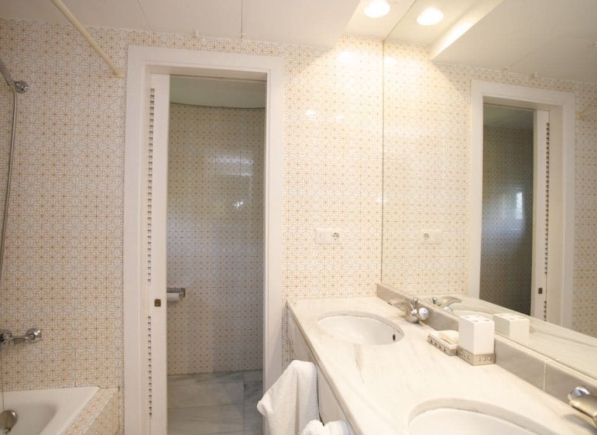 Reventa - Apartments - Flats - Marbella - Puerto Banús