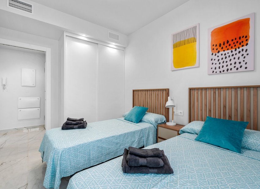 Reventa - Apartments - Flats - Orihuela Costa - Playa Flamenca