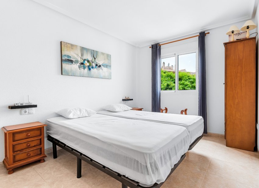 Reventa - Apartments - Flats - Orihuela Costa - Playa Flamenca