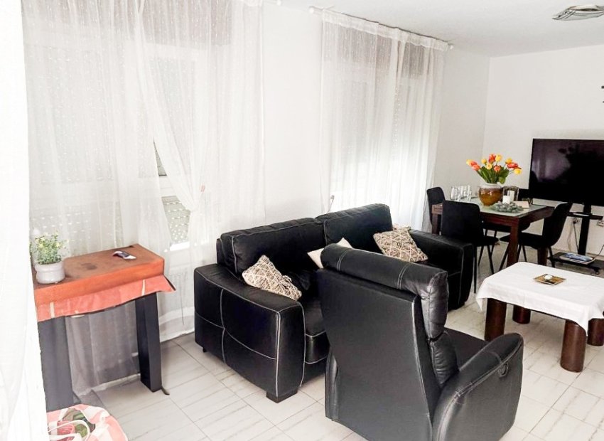 Reventa - Apartments - Flats - Torrevieia - Center