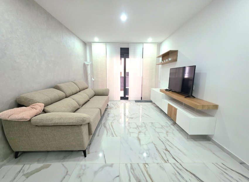 Reventa - Apartments - Flats - Torrevieia - Center