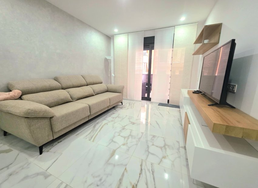 Reventa - Apartments - Flats - Torrevieia - Center