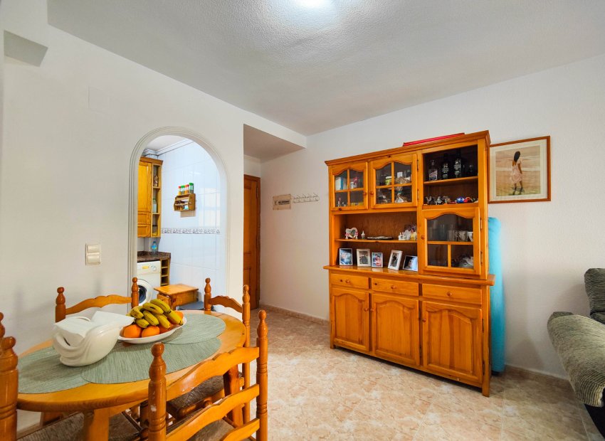 Reventa - Apartments - Flats - Torrevieia - Center
