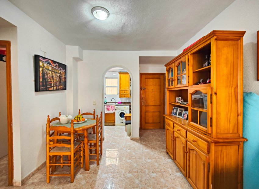 Reventa - Apartments - Flats - Torrevieia - Center