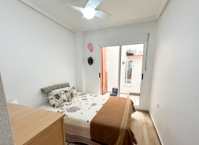 Reventa - Apartments - Flats - Torrevieia - Center
