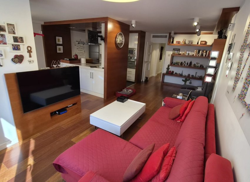Reventa - Apartments - Flats - Torrevieia - Center
