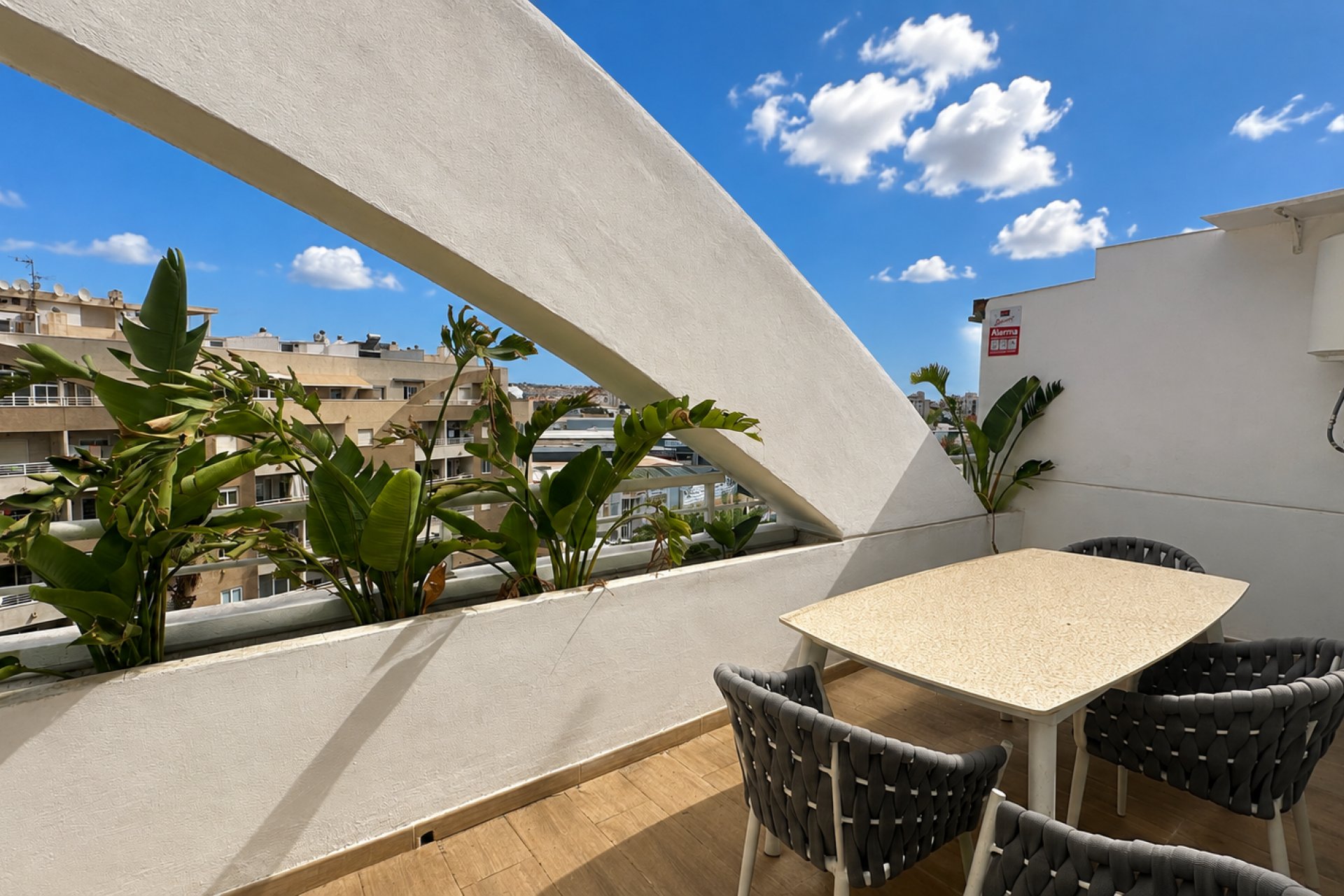 Reventa - Apartments - Flats - Torrevieia - Center