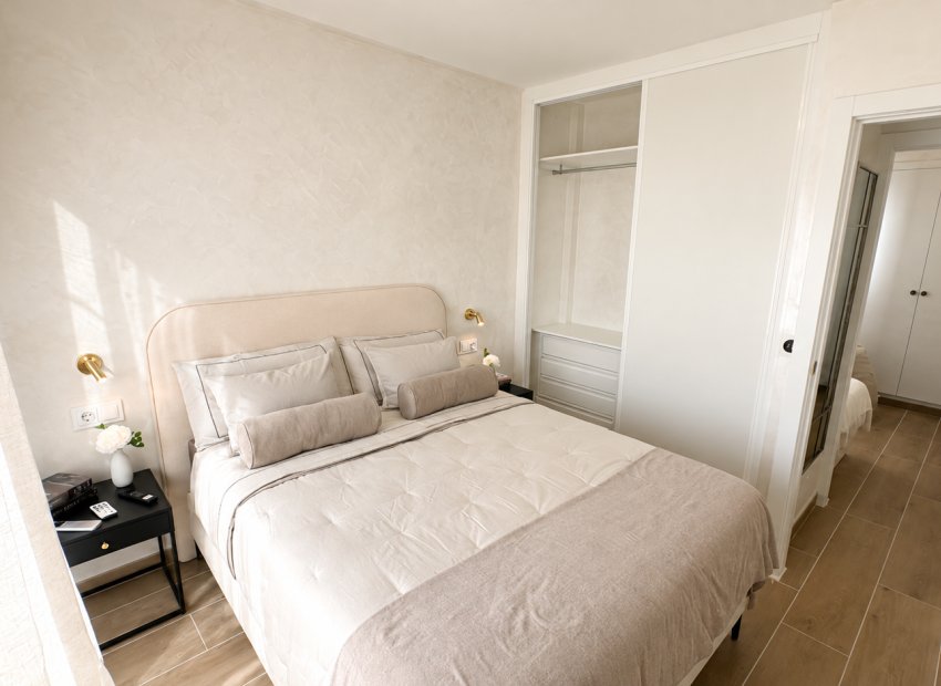 Reventa - Apartments - Flats - Torrevieia - Center