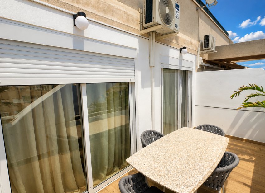 Reventa - Apartments - Flats - Torrevieia - Center