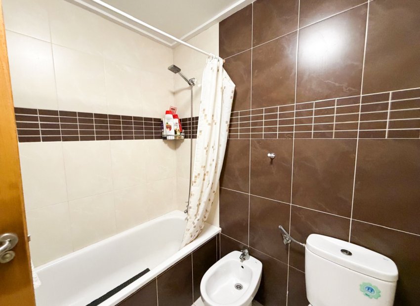 Reventa - Apartments - Flats - Torrevieia - Center