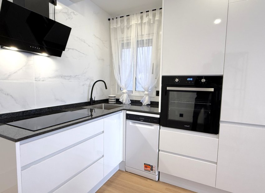 Reventa - Apartments - Flats - Torrevieia - Costa Blanca