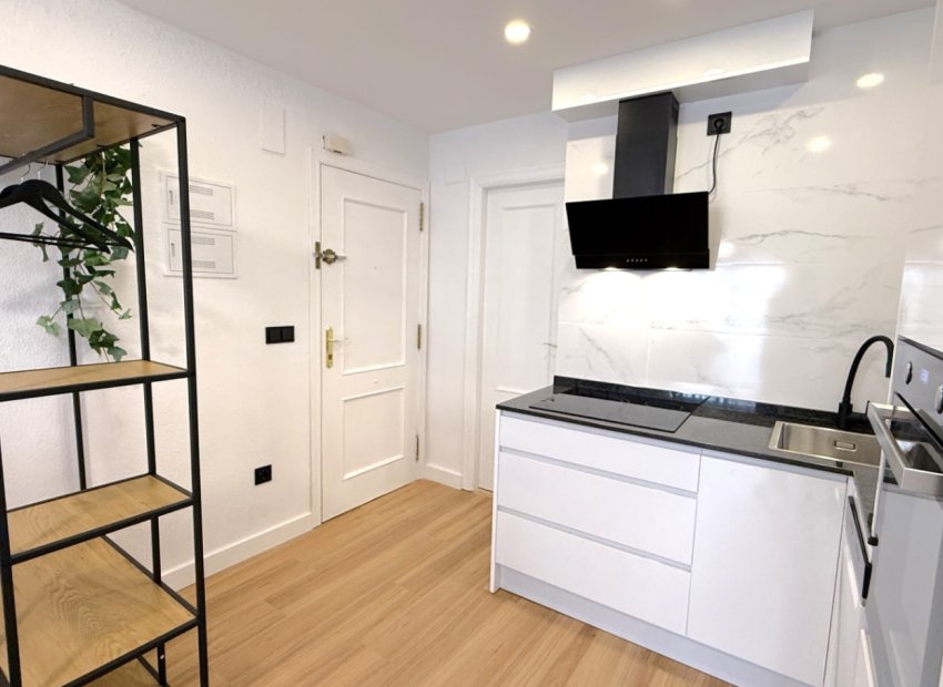 Reventa - Apartments - Flats - Torrevieia - Costa Blanca