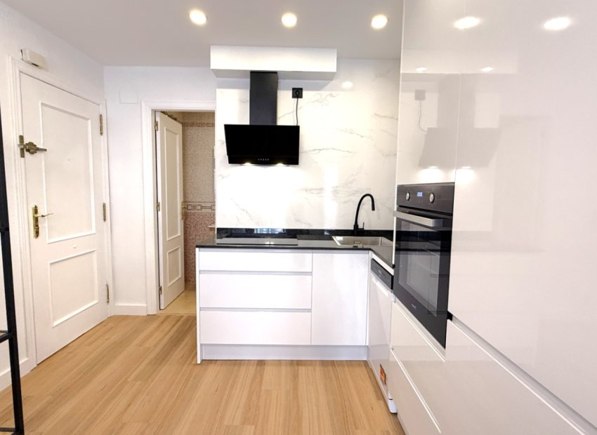 Reventa - Apartments - Flats - Torrevieia - Costa Blanca