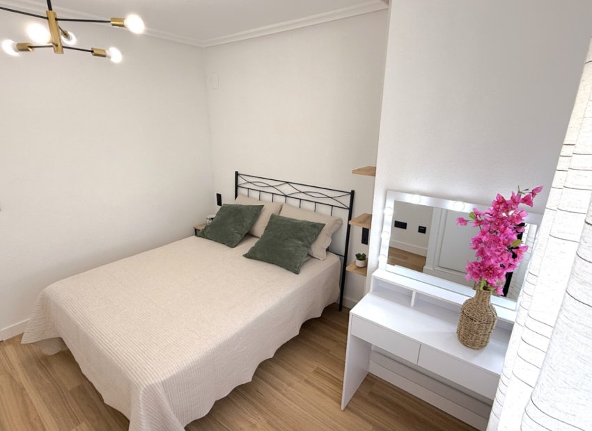 Reventa - Apartments - Flats - Torrevieia - Costa Blanca