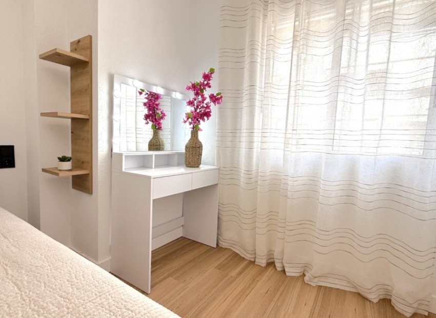 Reventa - Apartments - Flats - Torrevieia - Costa Blanca