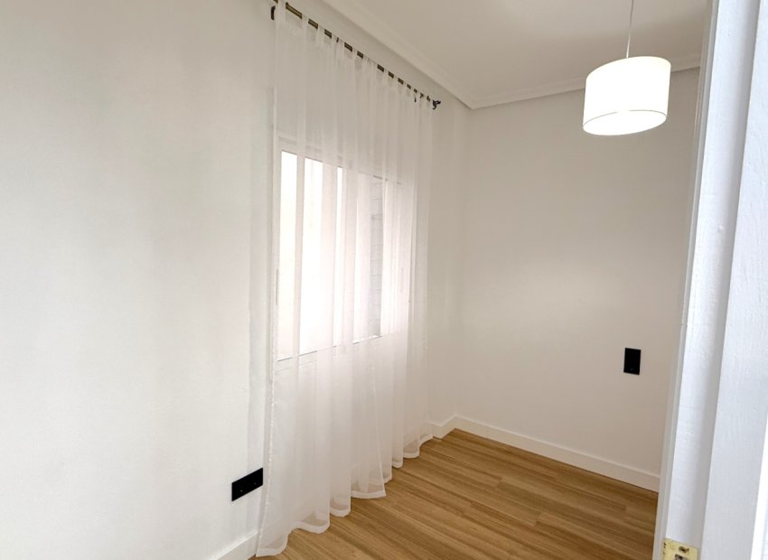 Reventa - Apartments - Flats - Torrevieia - Costa Blanca