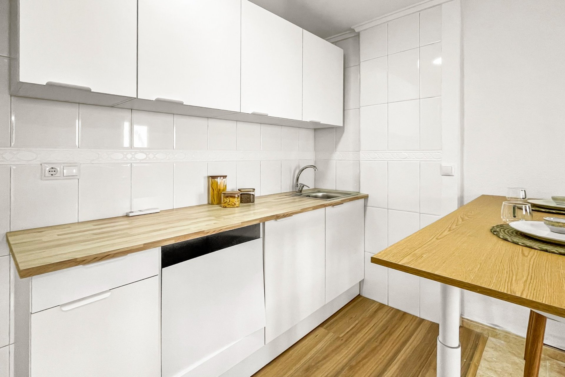 Reventa - Apartments - Flats - Torrevieia - Playa de los Locos