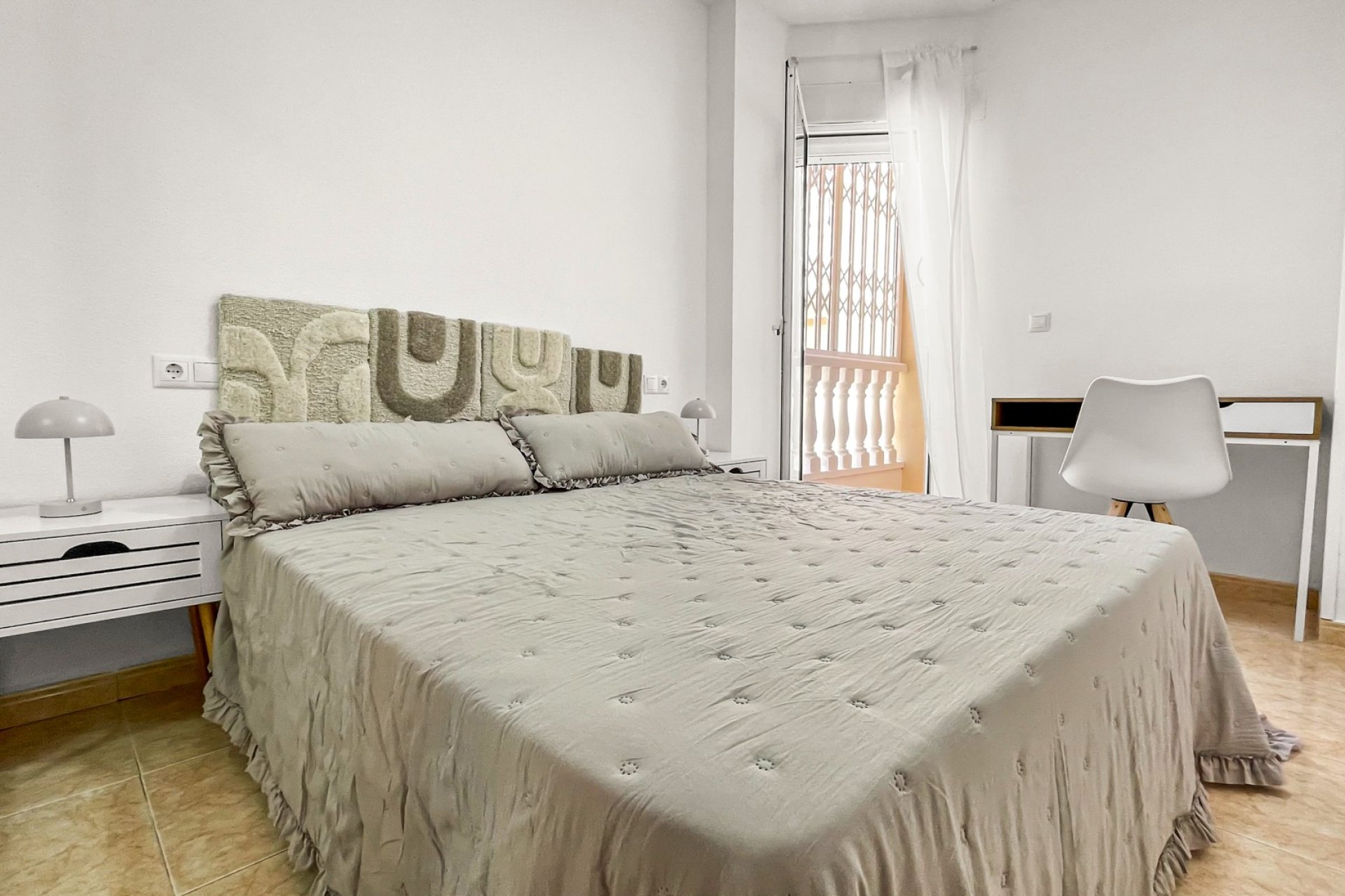 Reventa - Apartments - Flats - Torrevieia - Playa de los Locos