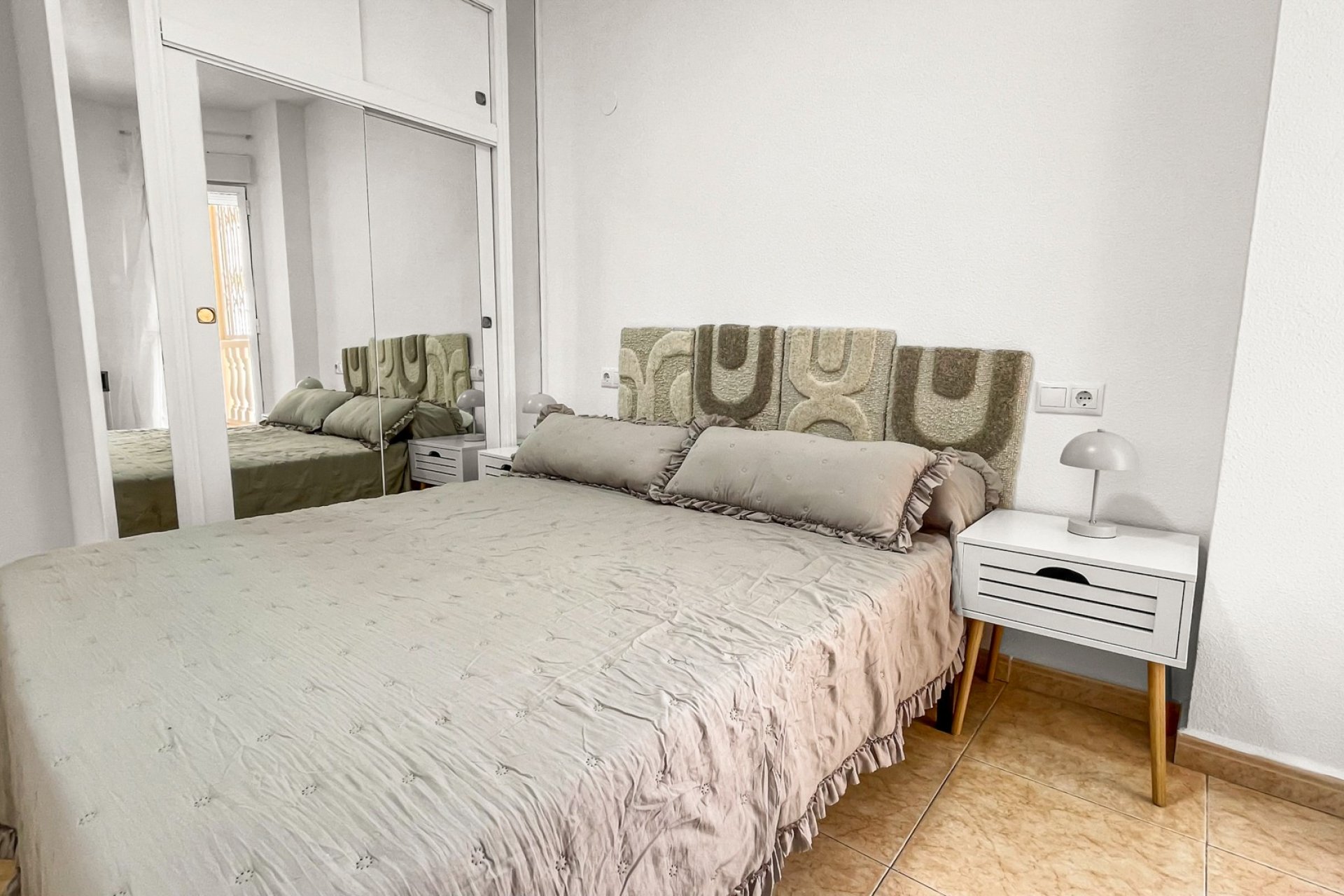 Reventa - Apartments - Flats - Torrevieia - Playa de los Locos