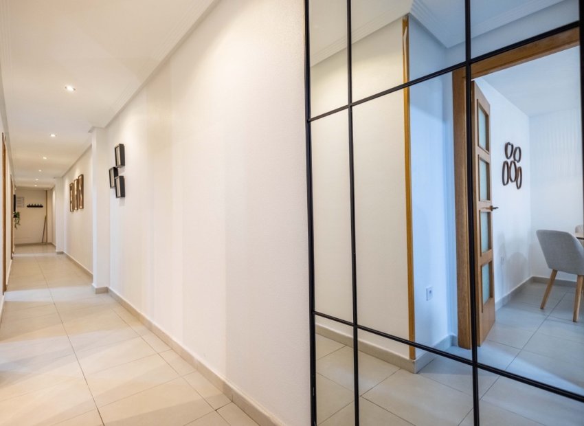 Reventa - Apartments - Flats - Torrevieia - Playa del Cura