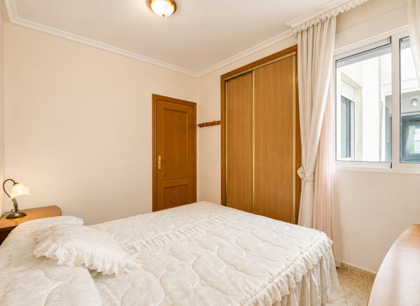 Reventa - Apartments - Flats - Torrevieia - Playa del Cura