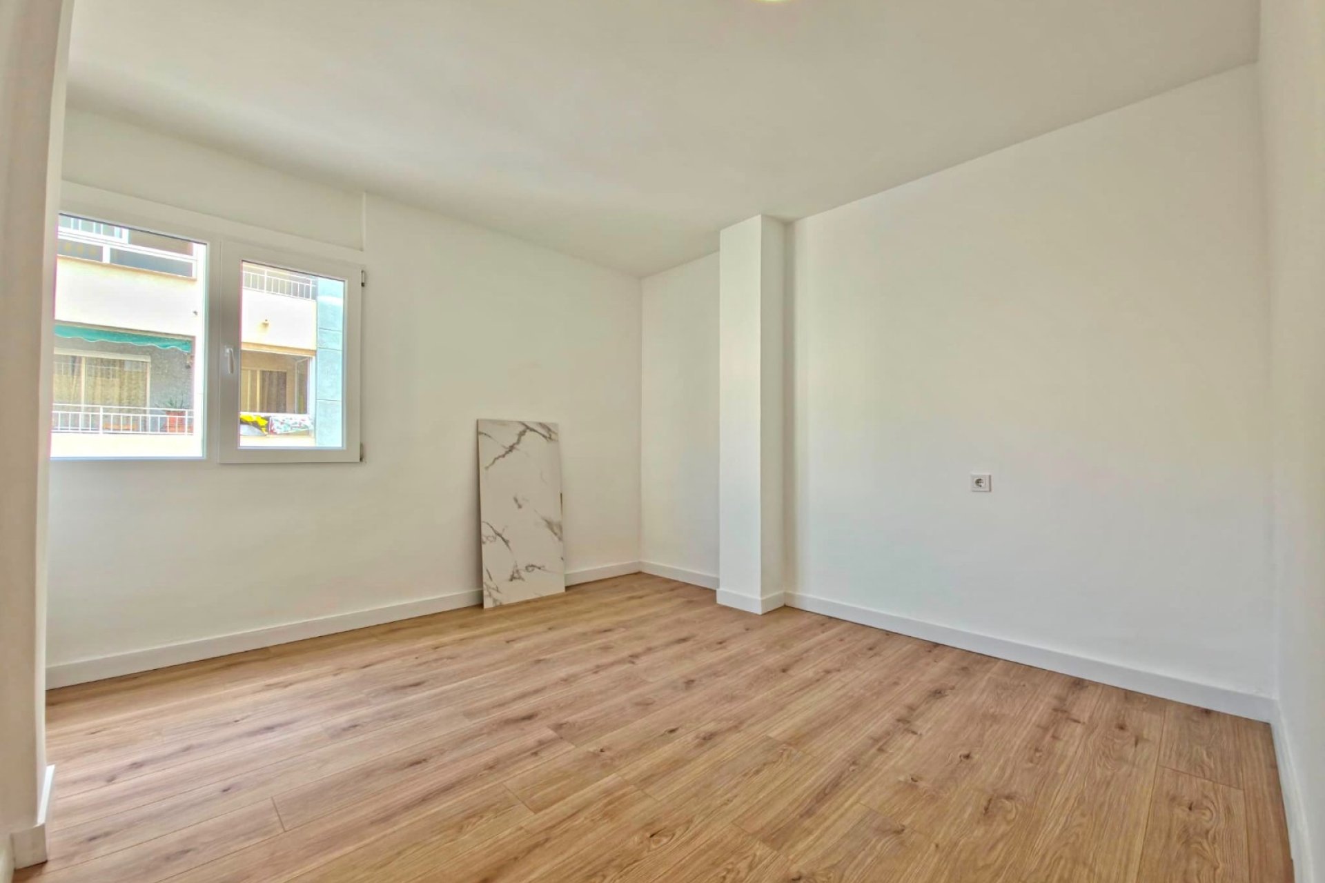 Reventa - Apartments - Flats - Torrevieia - Playa Los Naufragos