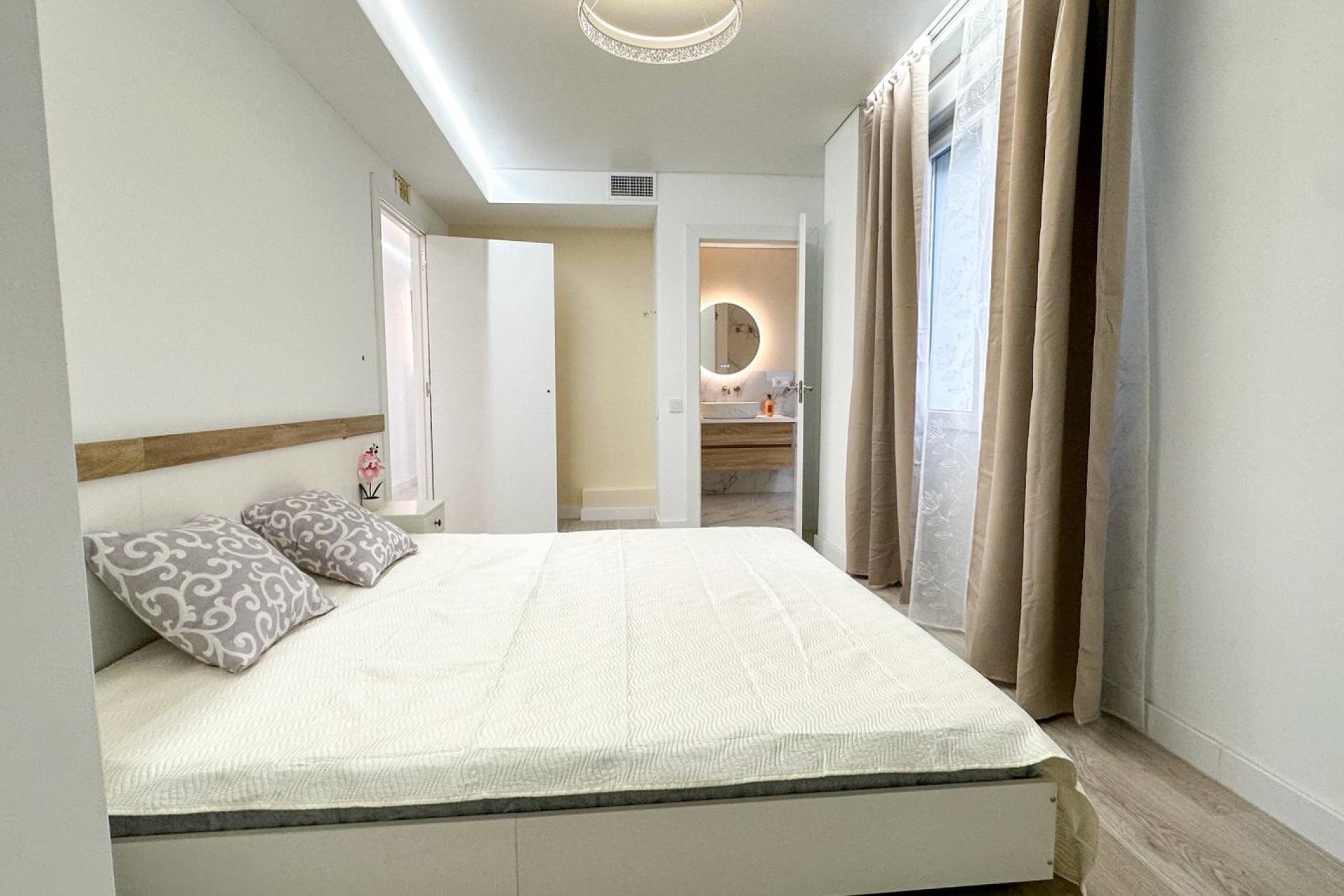 Reventa - Apartments - Flats - Torrevieia - Playa Los Naufragos