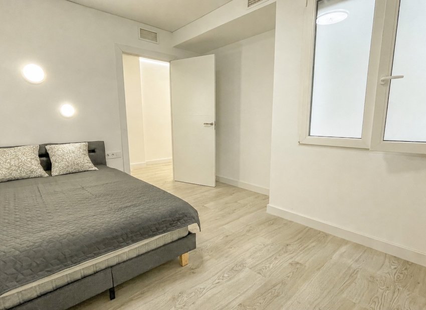 Reventa - Apartments - Flats - Torrevieia - Playa Los Naufragos