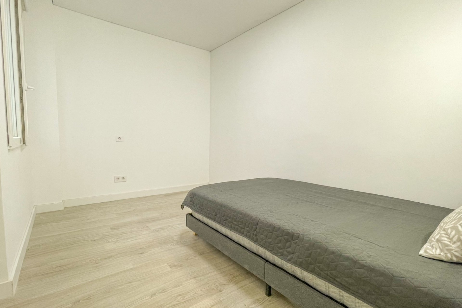 Reventa - Apartments - Flats - Torrevieia - Playa Los Naufragos