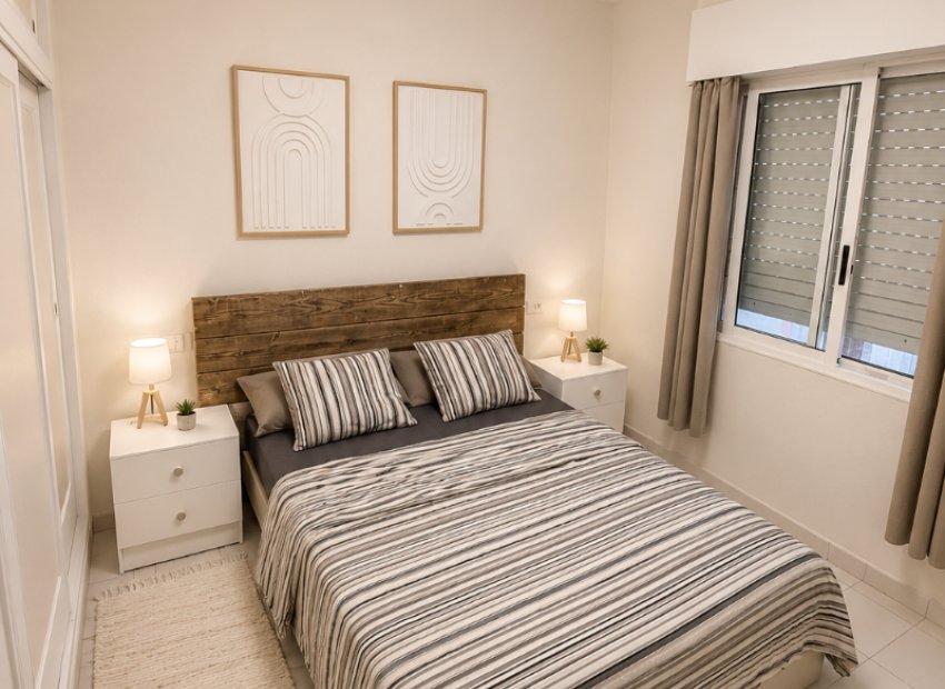 Reventa - Apartments - Flats - Torrevieia - Playa Los Naufragos