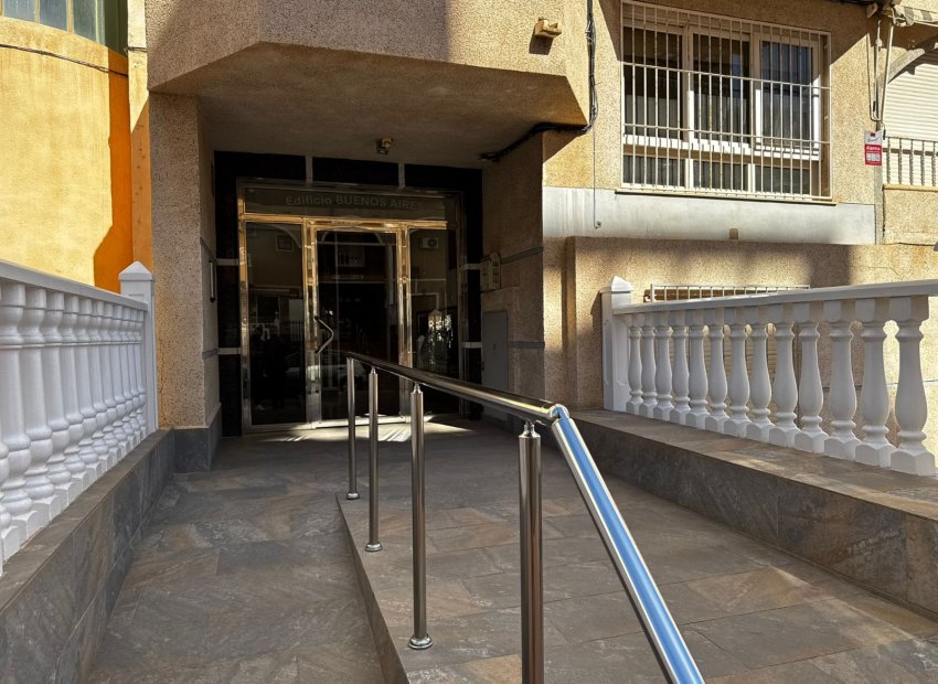 Reventa - Apartments - Flats - Torrevieia - Punta Prima