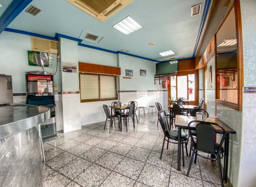 Reventa - Comercial - Águilas - Center