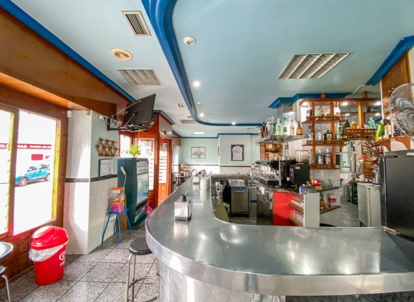 Reventa - Comercial - Águilas - Center