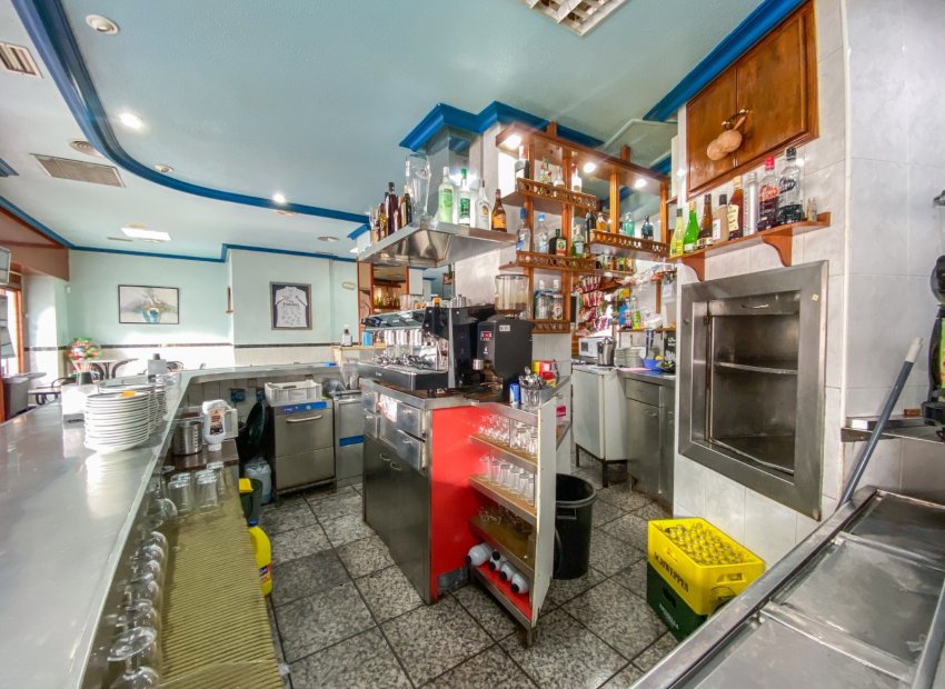 Reventa - Comercial - Águilas - Center