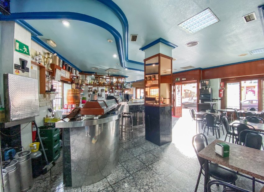 Reventa - Comercial - Águilas - Center