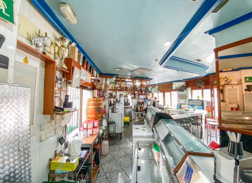 Reventa - Comercial - Águilas - Center