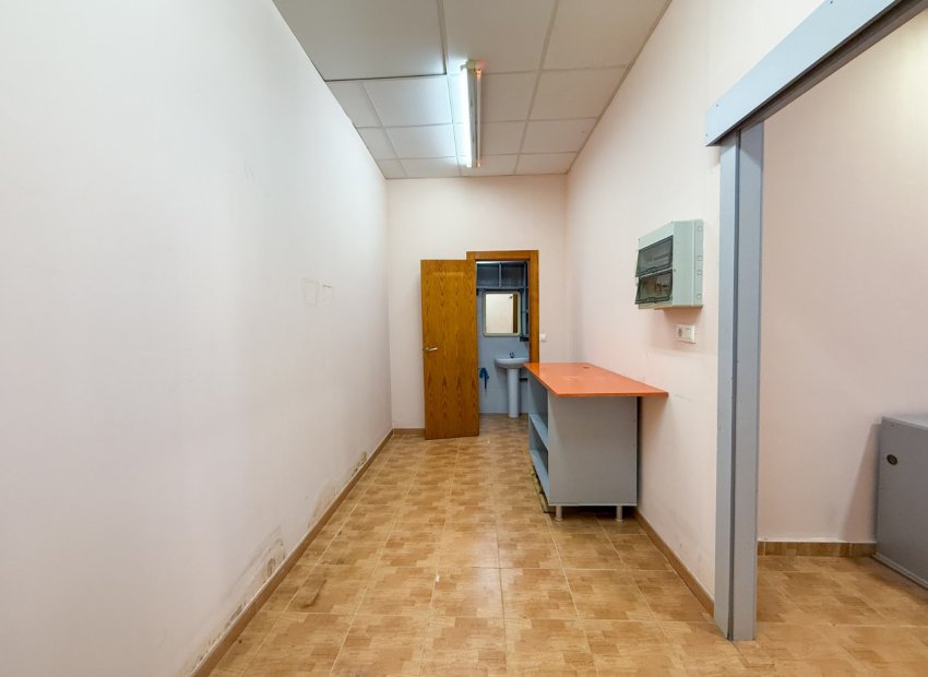 Reventa - Comercial - Águilas - Paseo Parra