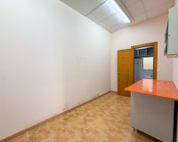 Reventa - Comercial - Águilas - Paseo Parra