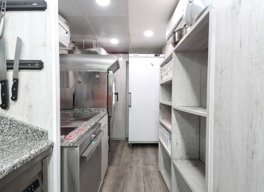 Reventa - Comercial - Alicante - Center