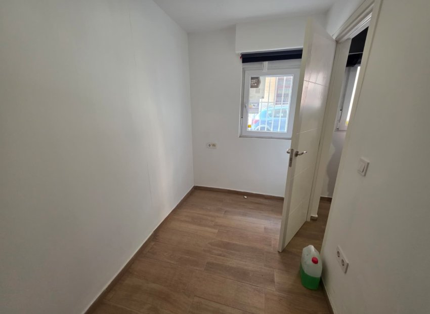 Reventa - Comercial - Alicante - Centro