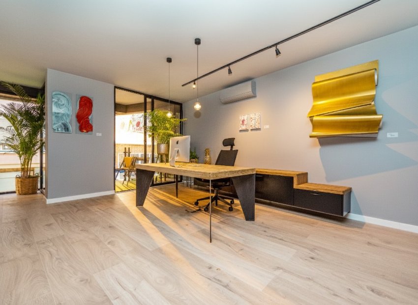 Reventa - Comercial - Alicante