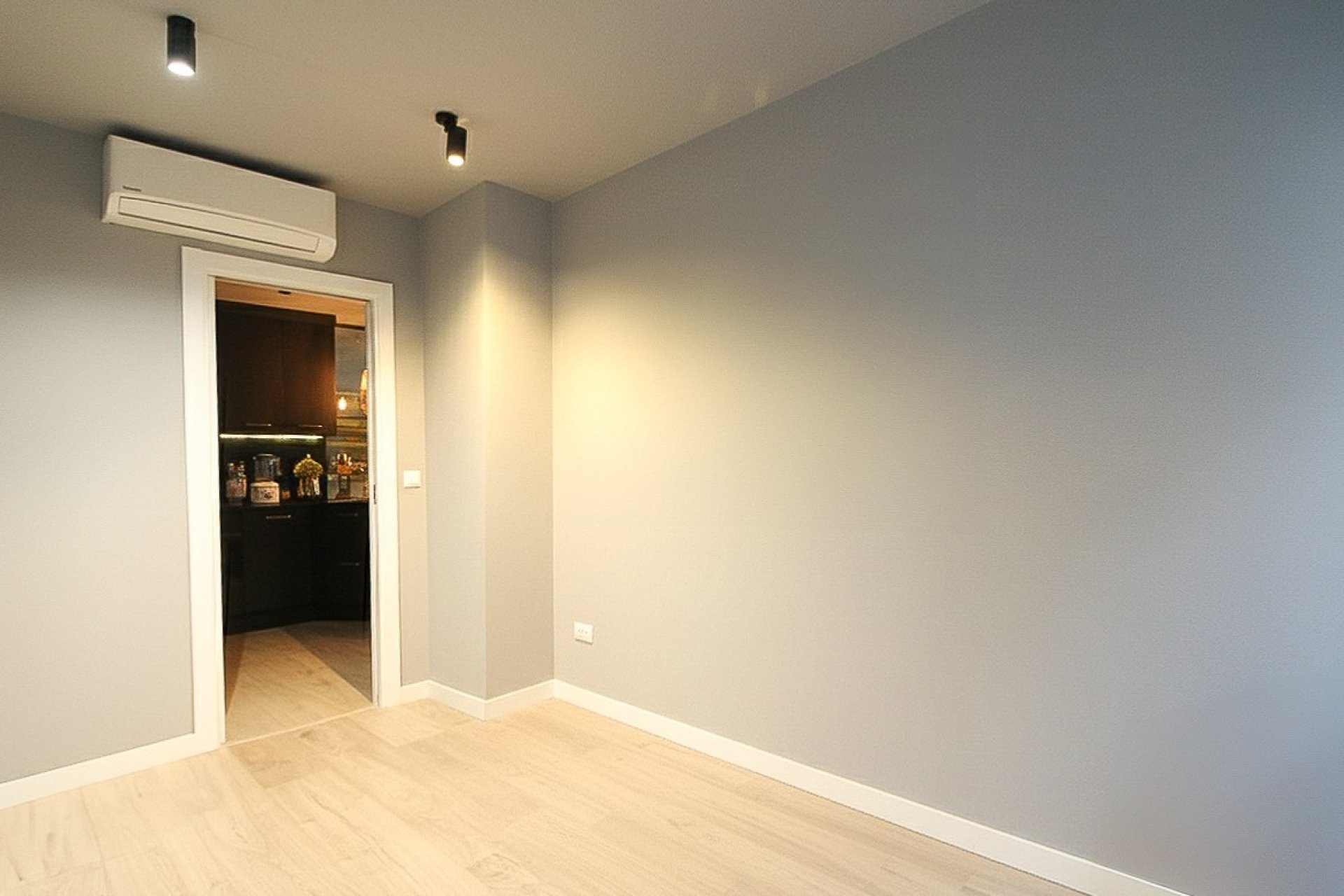 Reventa - Comercial - Alicante