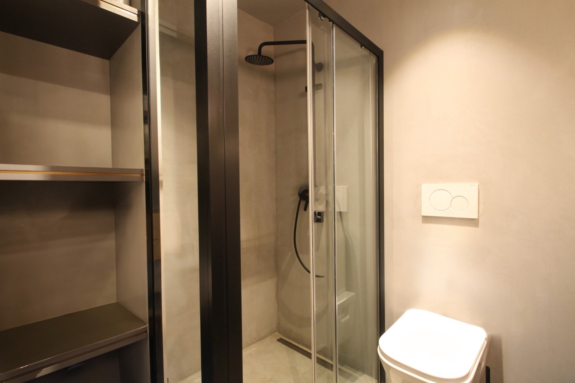 Reventa - Comercial - Alicante